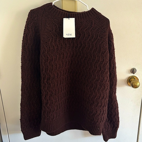Luxury Cable Knit Sweater - YLÈVE - 100% Andean Wool
